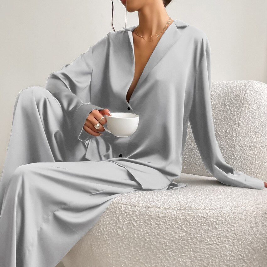 Lune London | Classic satin pajama set