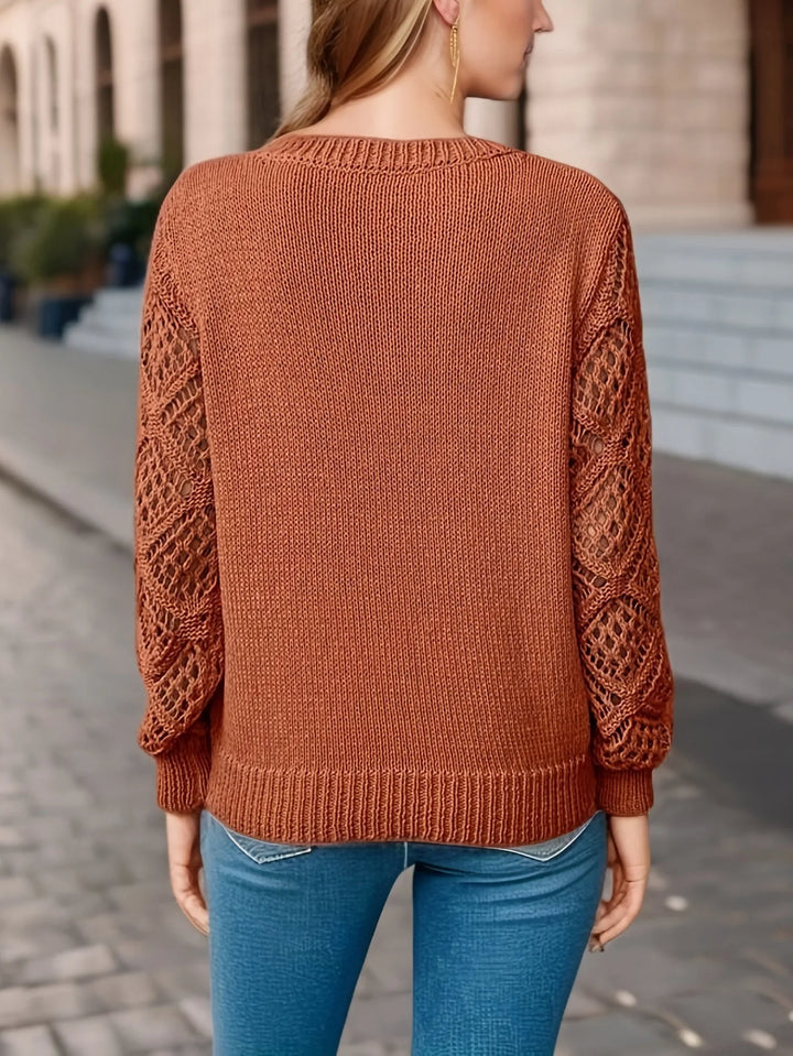 Lune London | Solid V Neck Knitted Sweater