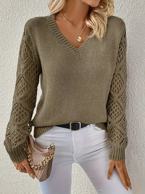 Lune London | Solid V Neck Knitted Sweater