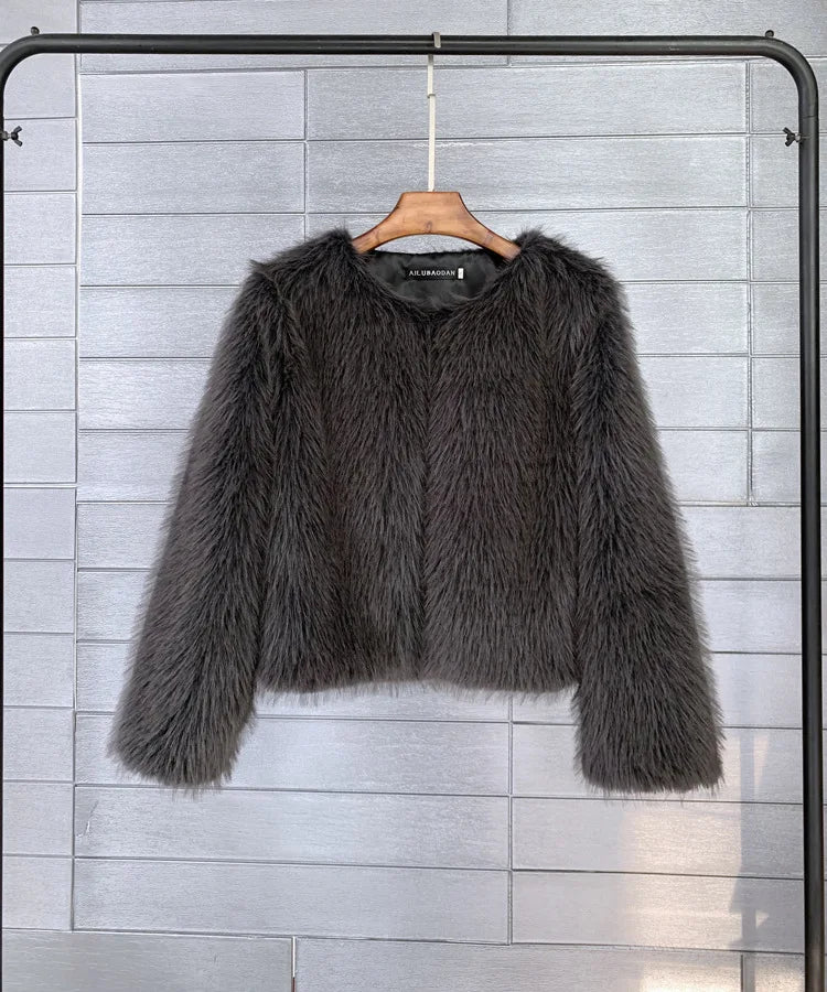 Lune London | More Elegant and Versatile Winter Coat