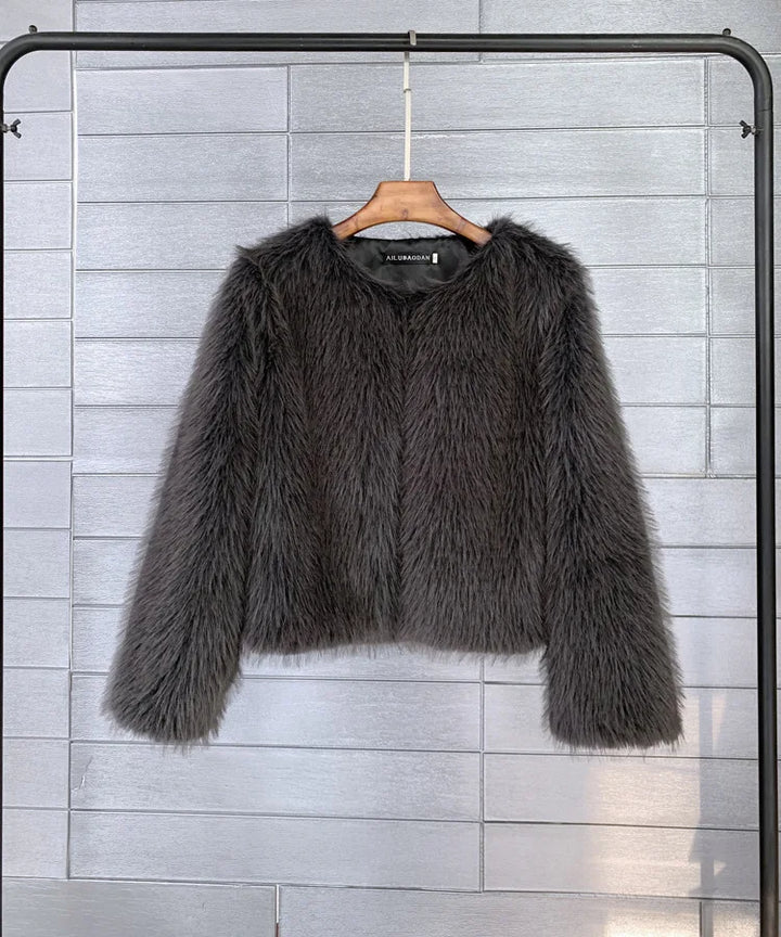 Lune London | More Elegant and Versatile Winter Coat