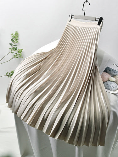 Amarae | Pleated Skirt with High Waist