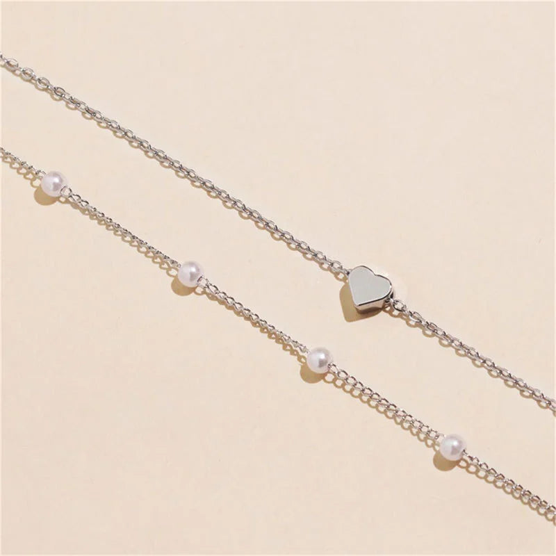 Chic Und Stil | Pearl Choker Heart Necklace for Women