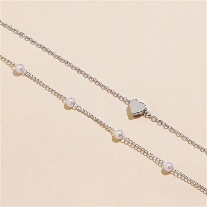 Chic Und Stil | Pearl Choker Heart Necklace for Women