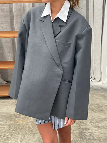 Amarae | Oversized blazer with a special touch