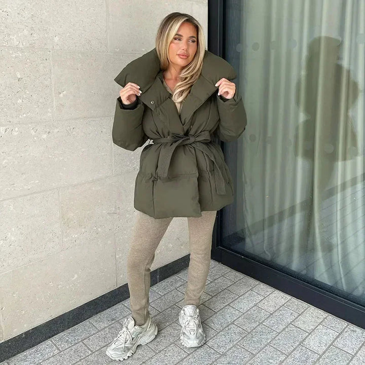 Lune London | Short Women's Jacket with Stand-Up Collar and Fitted Waist
