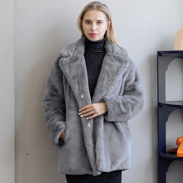 Lune London | Faux Fur Jacket Perfect for The Upcoming Winter