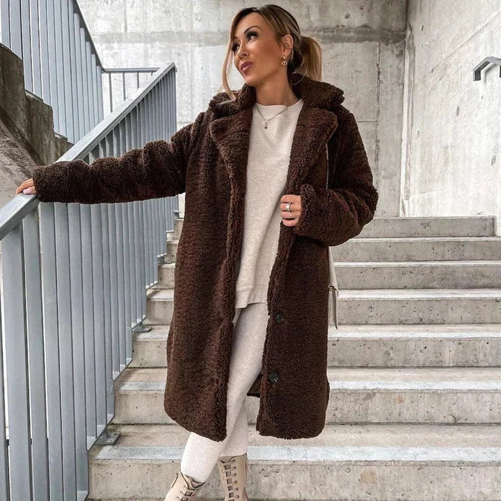 Amarae - Long coat in lambskin