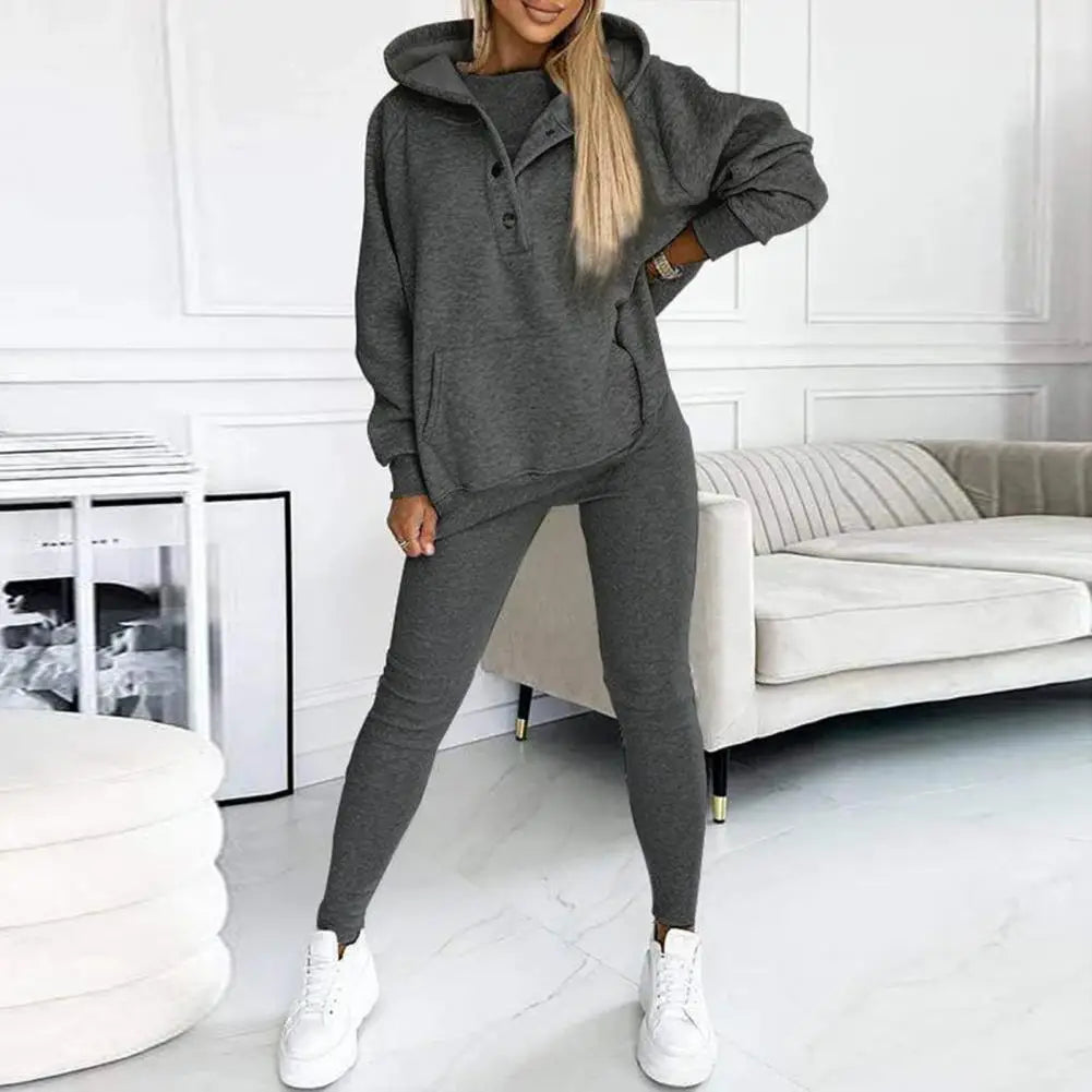 Amarae | Two-Piece Women's Set with Hooded Sweater