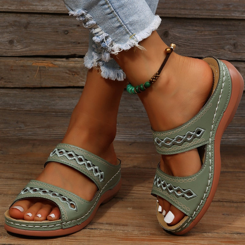 Lune London | Padded Orthopedic Sandals