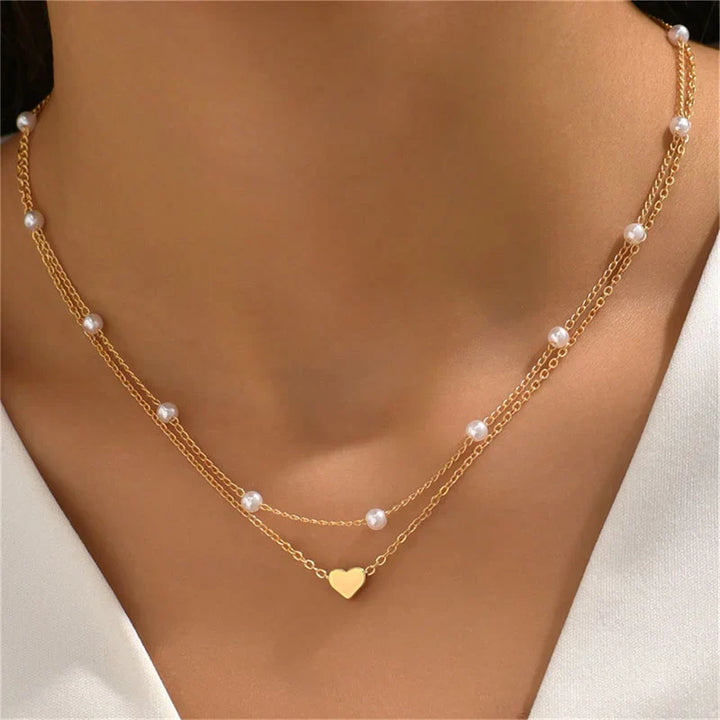 Chic Und Stil | Pearl Choker Heart Necklace for Women