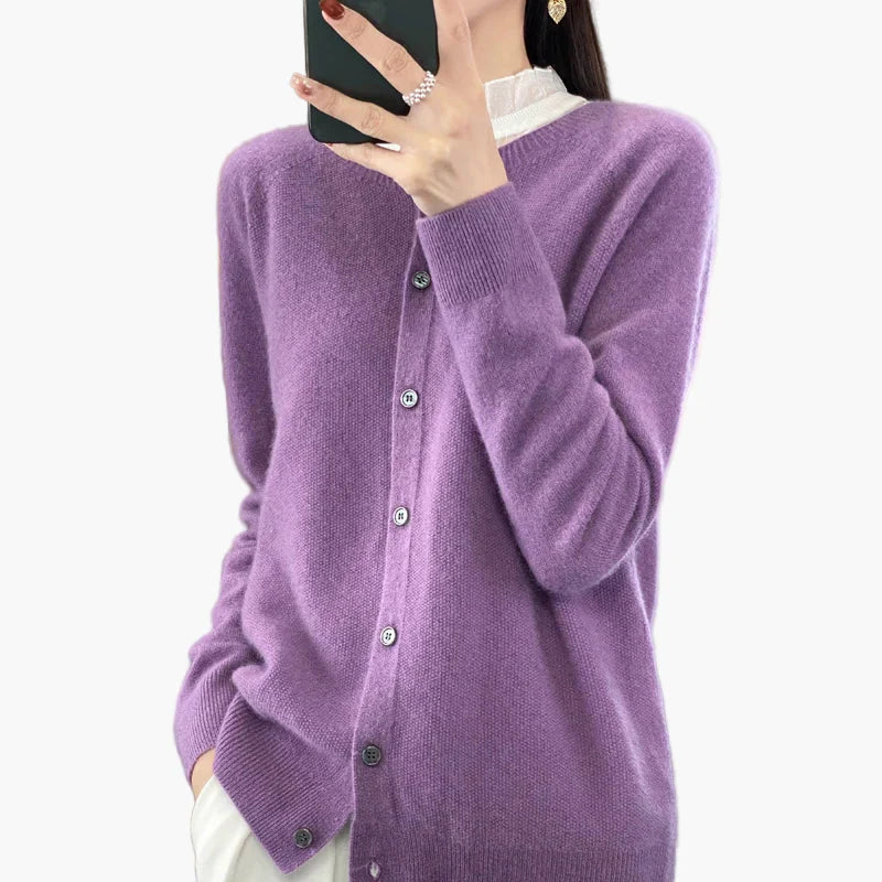 Lune London | Classic cardigan - Elegant everyday style for the office and leisure