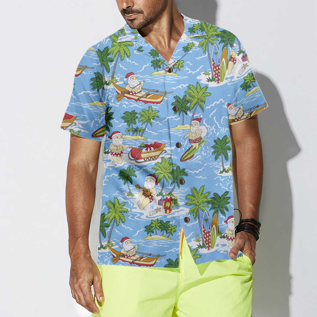 Lune London | Tropical Hawaiian Christmas Santa Sailing T-shirt, Fun Santa Claus T-shirt, Best gift for Christmas