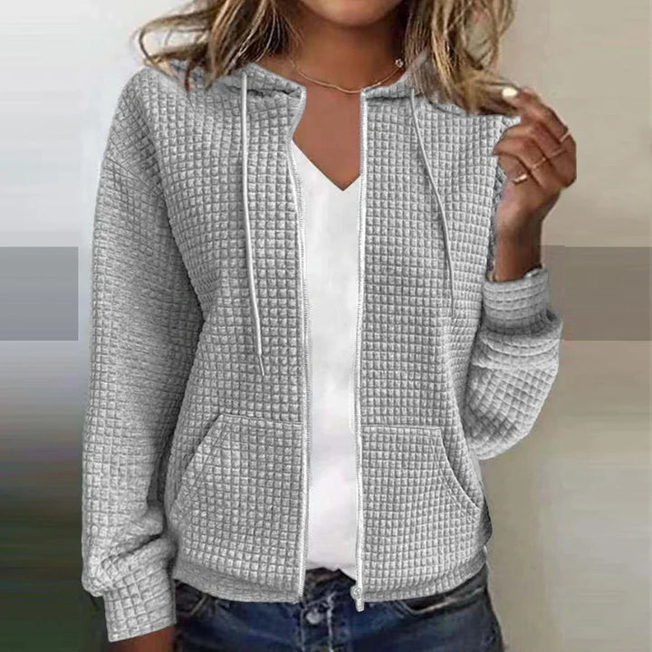 Amarae | Checkered Jacket: Style and Comfort Combined