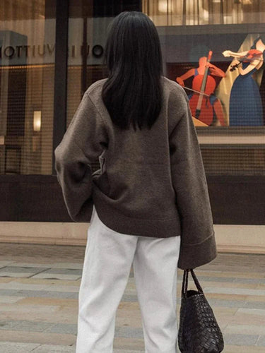 Amarae | Elegant V-Neck Cardigan