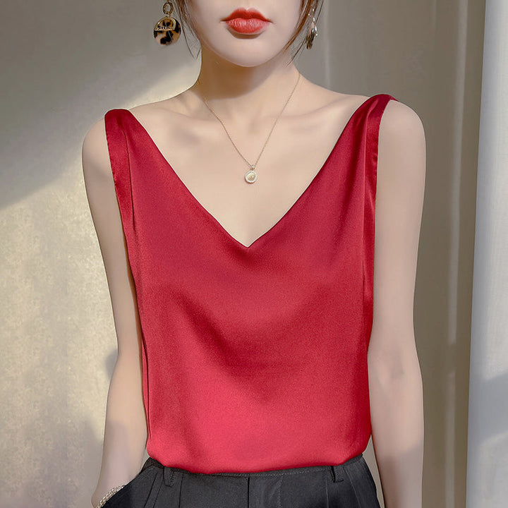Lune London | Sleeveless Top Made of Satin Silk