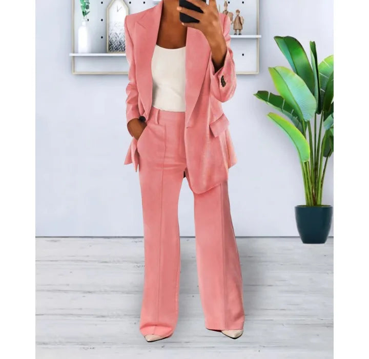 Lune London | Elegant pantsuit and jacket set for women