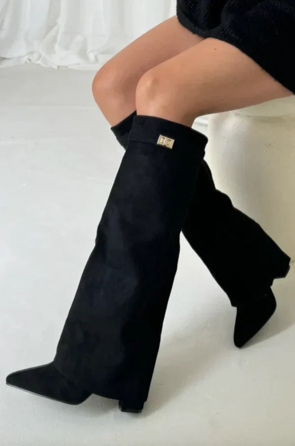 Lune London | High Quality Knee-High Boots Made Of Suede