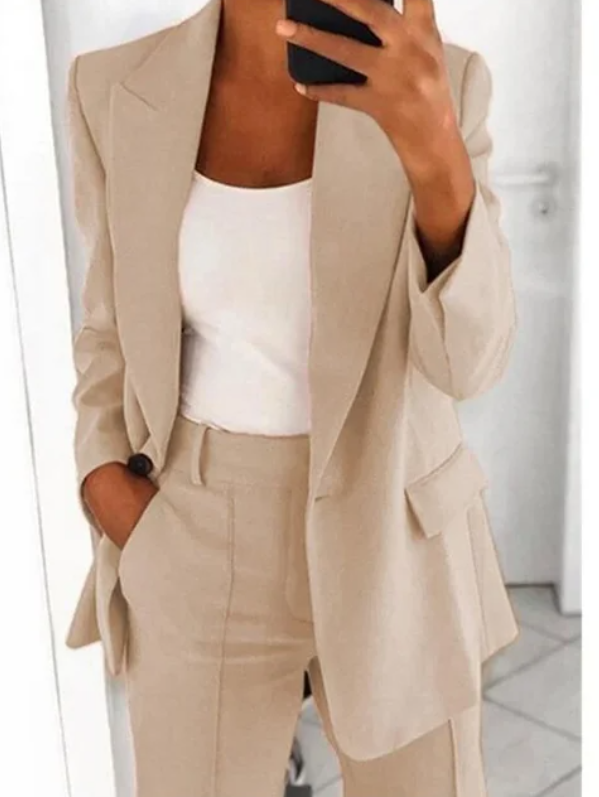 Amarae | Casual Women's Suit