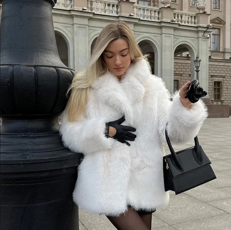 Lune London | Luxurious Jacket Made Of Soft Faux Fur for Women