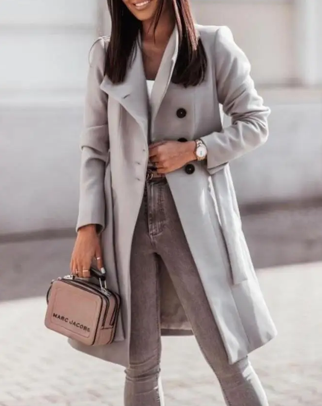 Lune London | elegant long coat with buttons