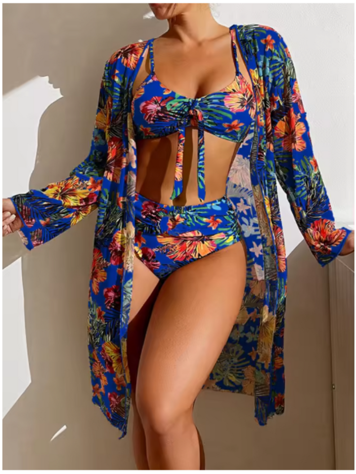 Lune London – Fashionable bikini set for summer 23