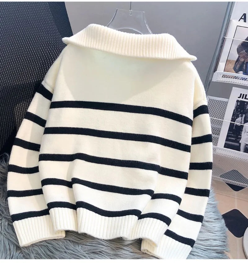 Lune London | Knitted Sweater - Half Zipper - Soft and Warm - Striped Design - Ribbed Edges