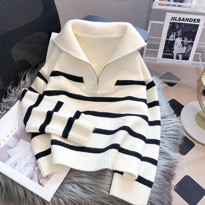 Lune London | Knitted Sweater - Half Zipper - Soft and Warm - Striped Design - Ribbed Edges