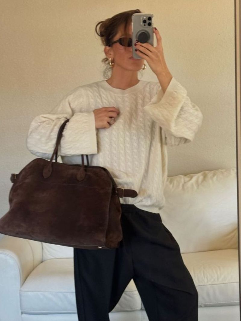 Elegant large handbag