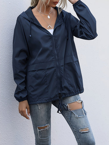 Amarae | Hooded windbreaker - Stylish, versatile and weather-resistant