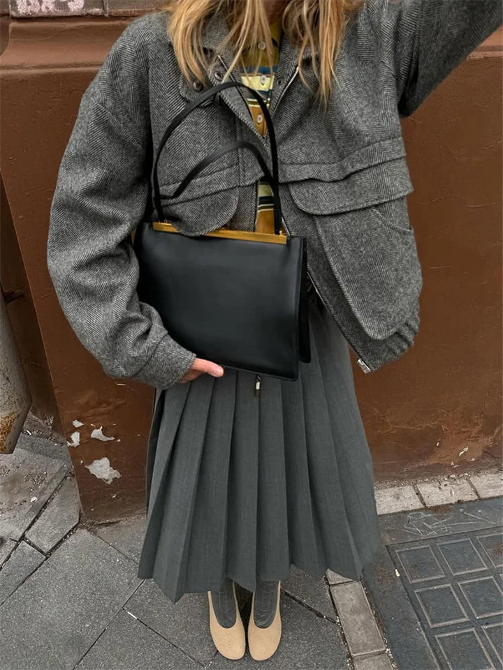Lune London | Autumn coat - Elegant and comfortable high-waisted coat with zipper for cooler days
