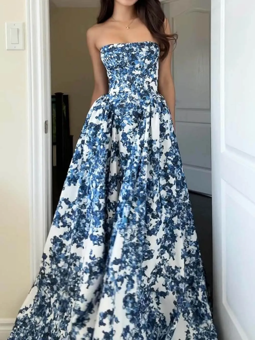 Chic Und Stil | Porcelain Flower Dress