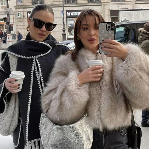 Amarae | Faux fur jacket in black and gray