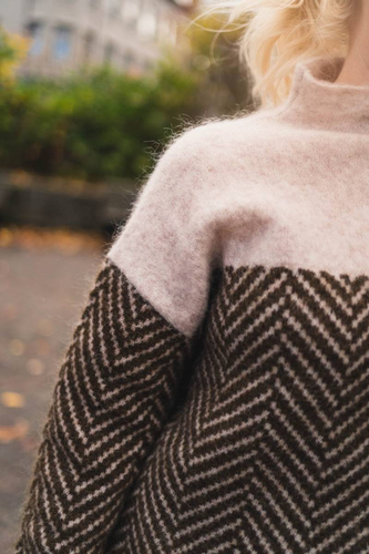 Amarae | Sweater Soft Cashmere Turtleneck Sweater