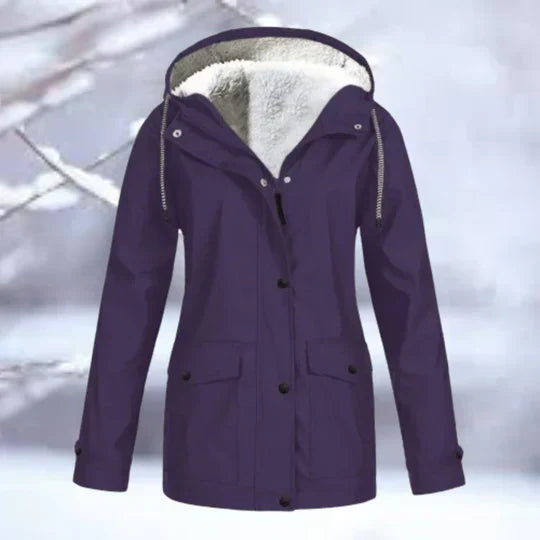 Lune London | waterproof jacket with hood, high quality and ready for the mountains
