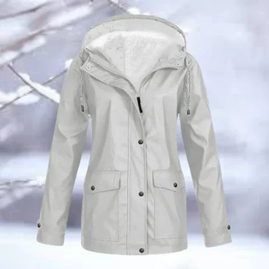 Lune London | waterproof jacket with hood, high quality and ready for the mountains
