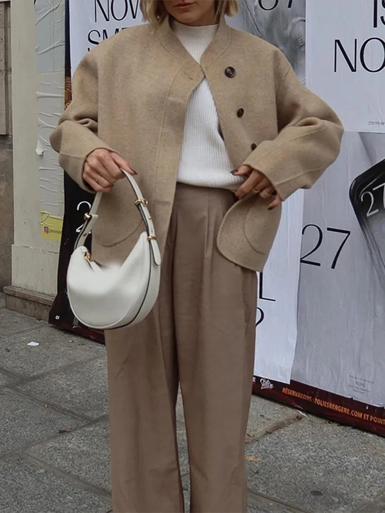 Amarae | Elegant oversized women's coat for autumn