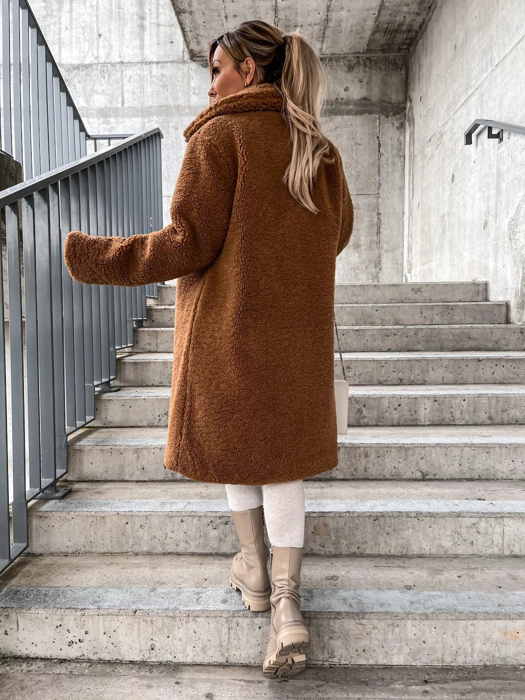 Lune London | Longer Coat - Soft Teddy Fleece - Hood & Button Closure - Loose Fit