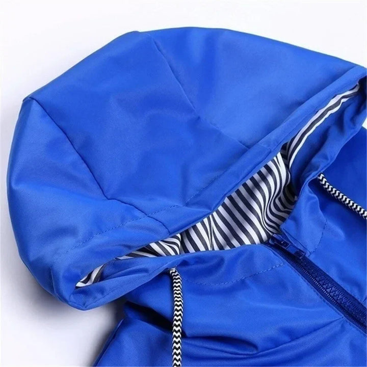 Lune London - Women's waterproof hooded trench coat with drawstring waist, zipper, and outer pockets
