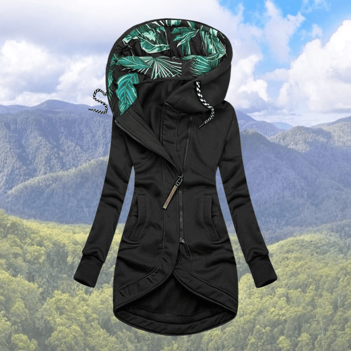 Chic Und Stil | Women's Winter Coat with Hood Design