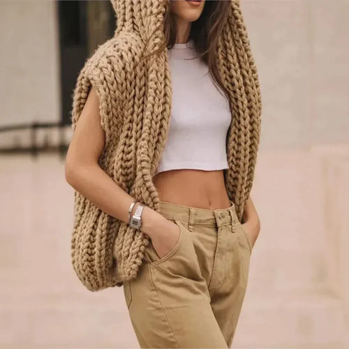 Amarae | Thick twisted hooded sweaters