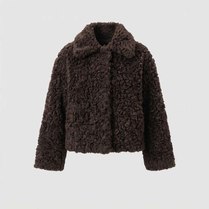 Women's Cozy Teddy Look Faux Fur Jacket with Oversized Cut and Wide Lapel Collar Amarae