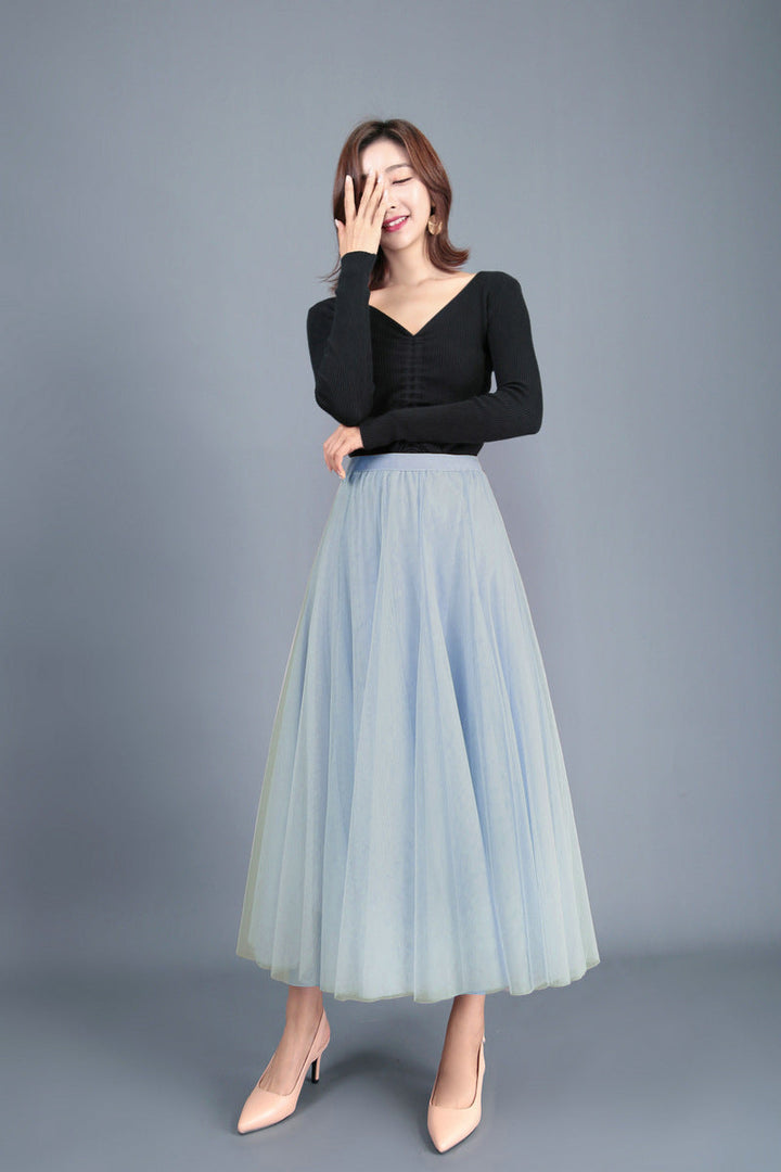 Chic Und Stil | Long Soft Tulle Skirt with High Waist and Slim Fit