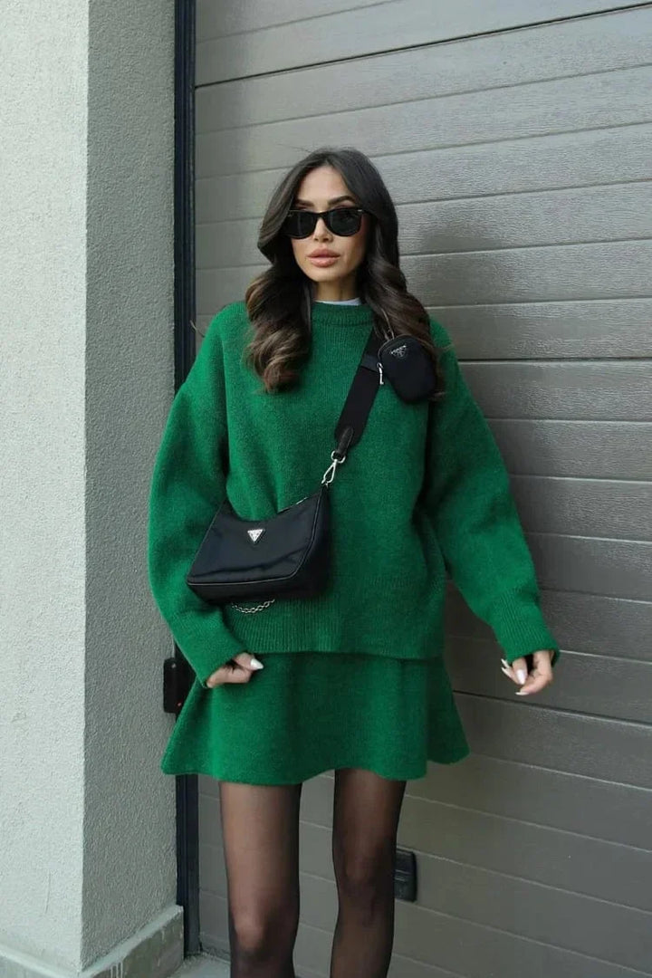 Amarae | Knitted Set - Oversized Sweater & Mini Skirt - Autumn Outfit