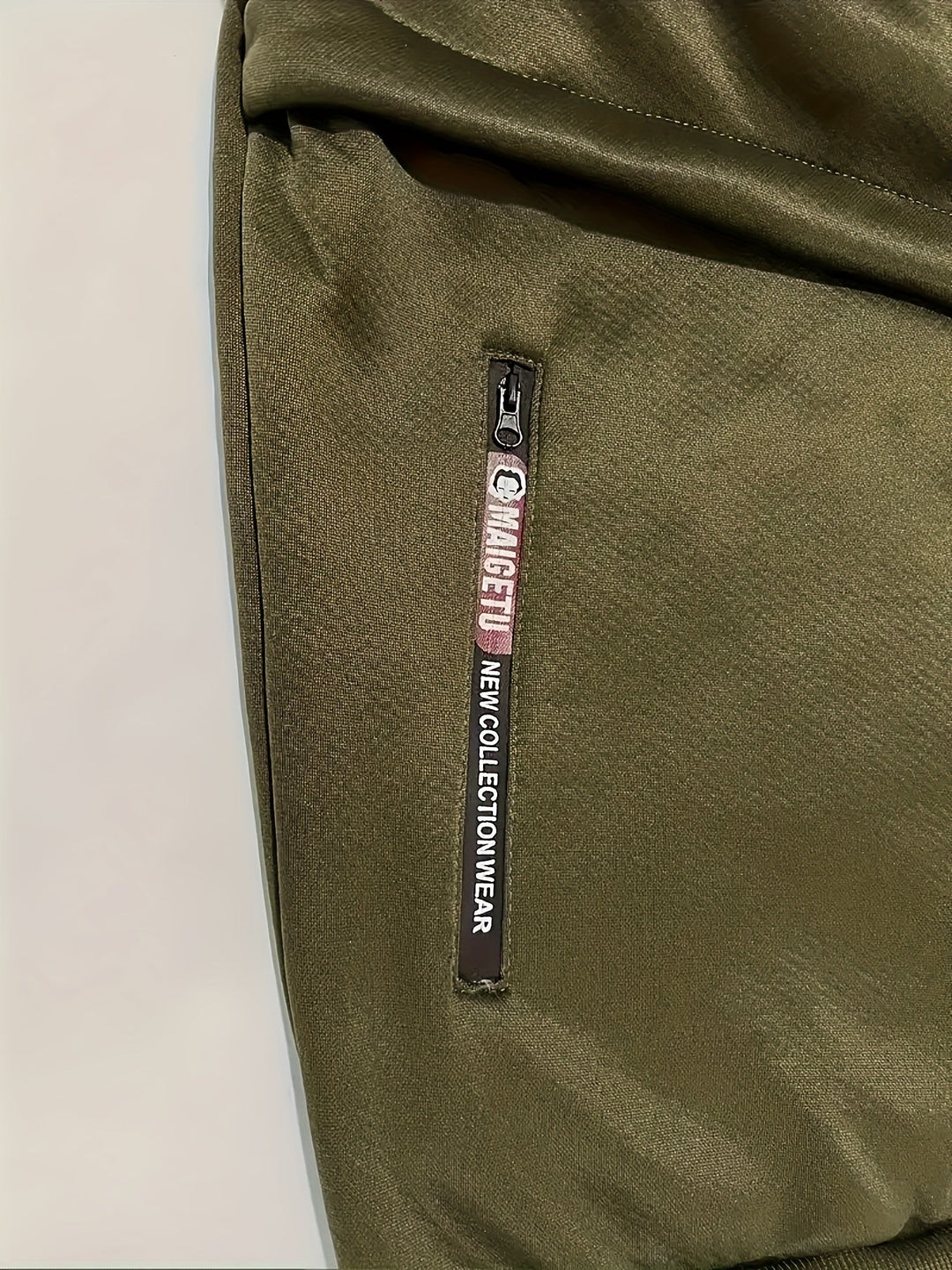 Amarae | Comfortable fleece-lined jacket with hood for men