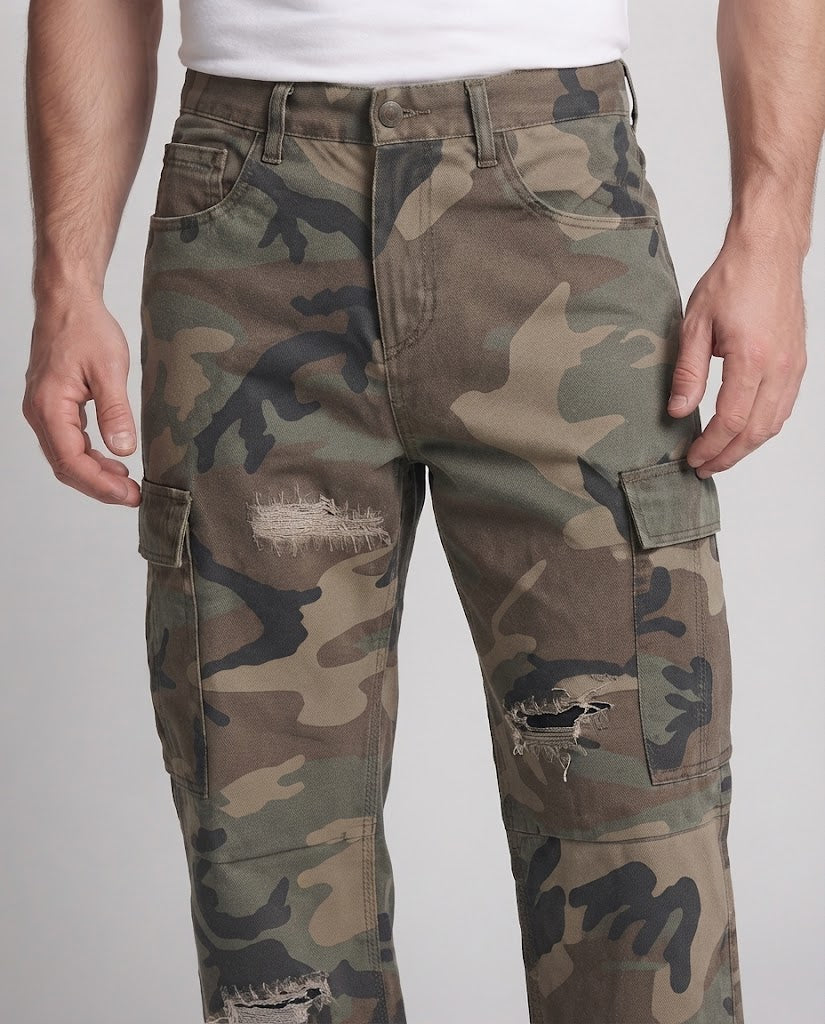 Men's Camouflage Cargo Pants in Baggy Workwear Look with Destroyed Details Amarae