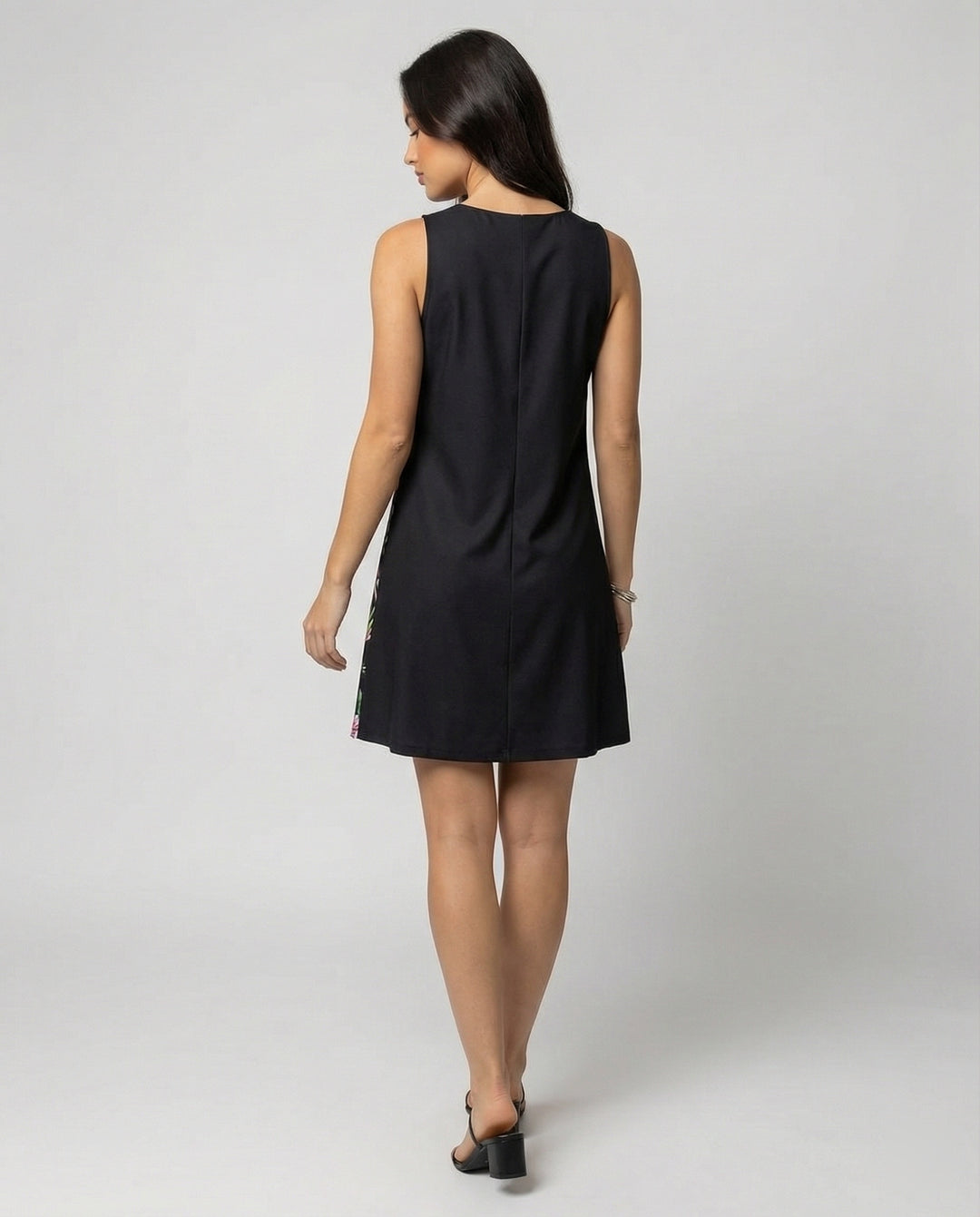 Women’s Sleeveless Casual Dress with Artistic Print & Lightweight Fabric | Lune London