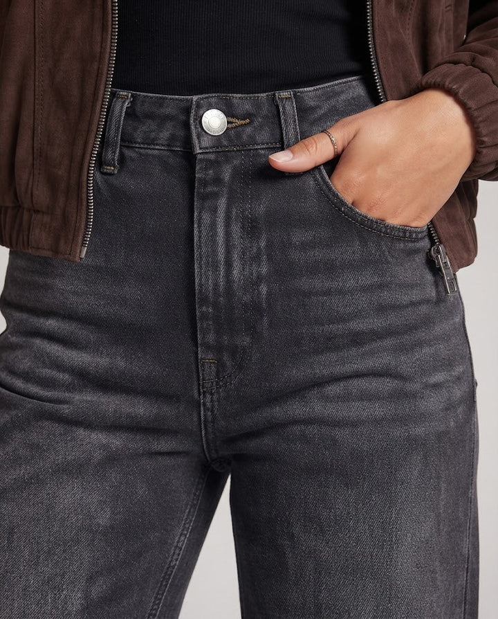 Women's wide high-cut denim pants with extra wide leg and soft used look Amarae