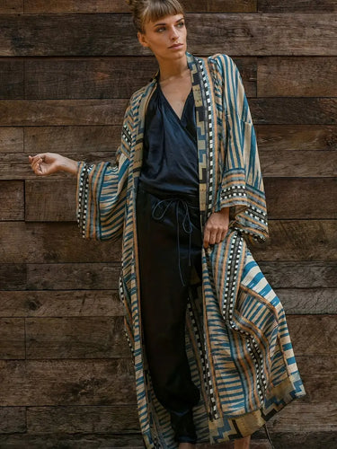Amarae | Boho Kimono In Plus Size with Ties
