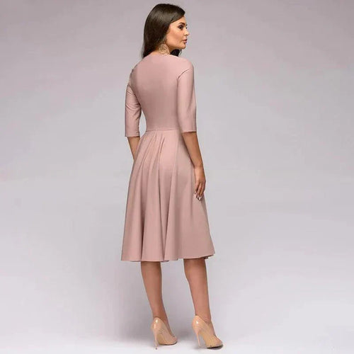 Amarae | Elegant midi dress with feminine silhouette